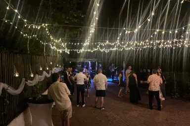 Živá hudba na svatbě